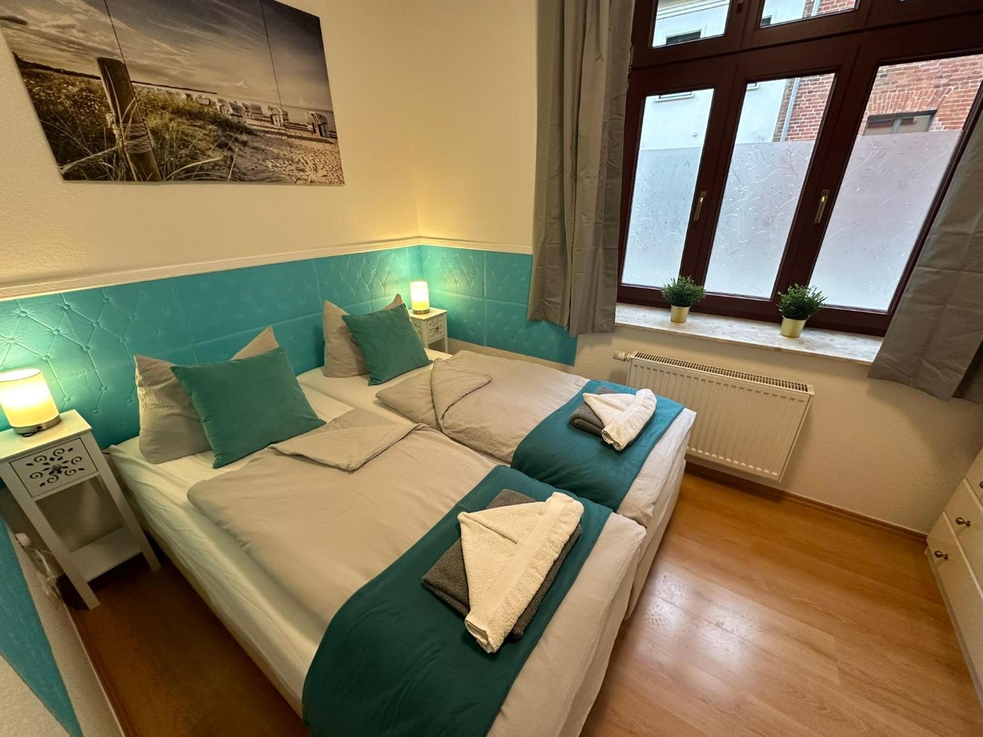 Kuestengold Ruhig, Familenfreundlich, Mit Terrasse Und Gem Garten Im Eg Apartment *